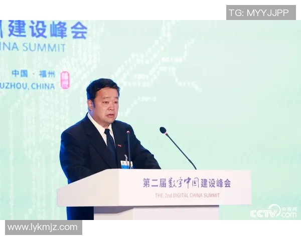 极限挑战与人生哲学:杨军的深度对话与运动探索之旅 极限挑战与人生哲学:杨军的深度对话与运动探索之旅