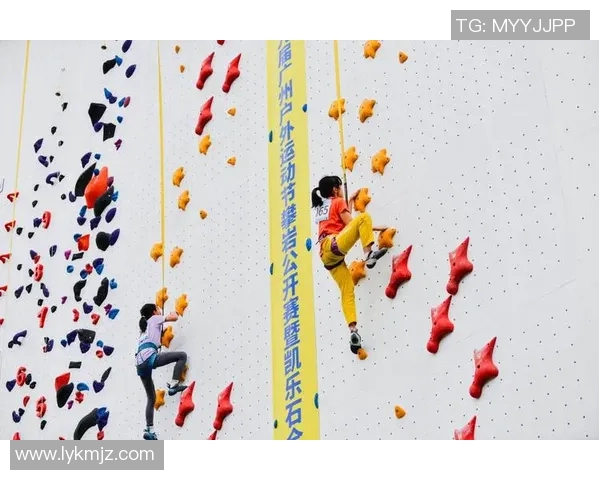 重庆攀岩队战术争议引发热议球迷与专家各执己见探讨攀岩未来发展