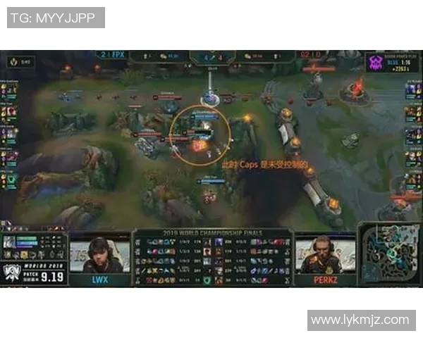 赛后复盘分析V5与FPX对决中的战术运用与技术细节探讨 赛后复盘分析V5与FPX对决中的战术运用与技术细节探讨