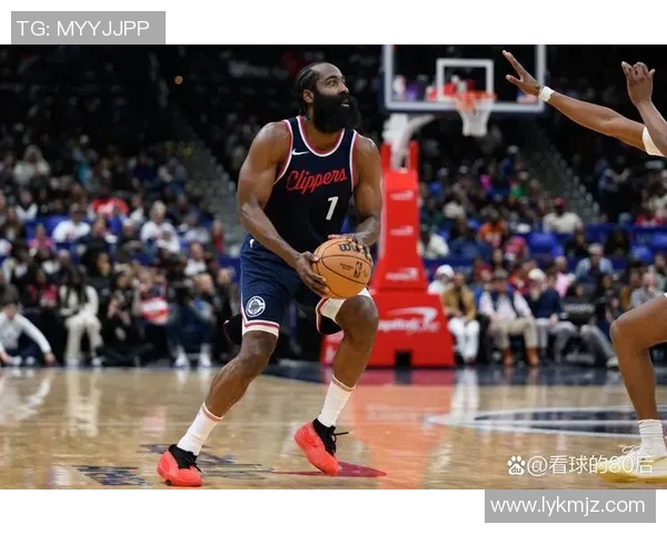 开拓者与雷霆激战正酣精彩对决回顾与赛后分析