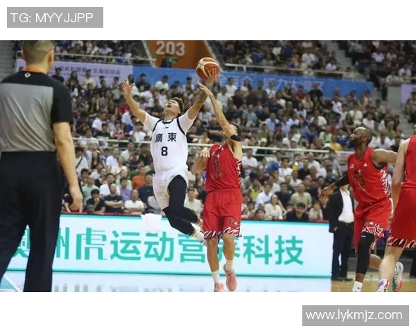 CBA广州队迎战奇才全力争胜精彩对决不容错过 CBA广州队迎战奇才全力争胜精彩对决不容错过