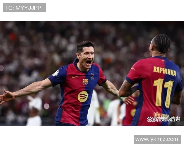 巴萨与皇马在迈阿密的激烈对决引发全球球迷热议与期待