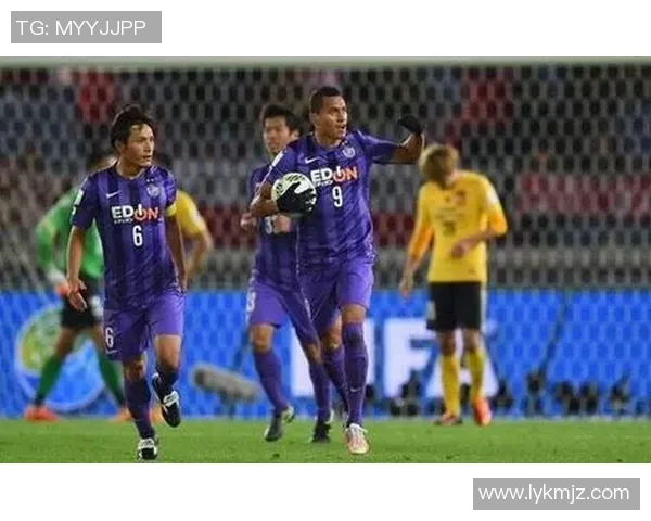 广岛三箭与樱花激战成焦点比分揭晓引发球迷热议