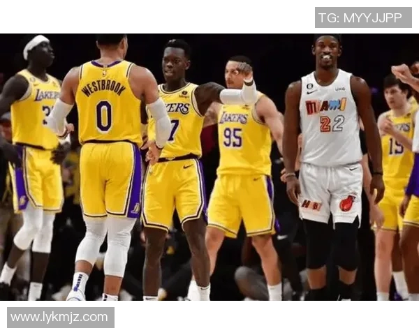 湖人对阵老鹰精彩比赛视频回顾与精彩瞬间分析