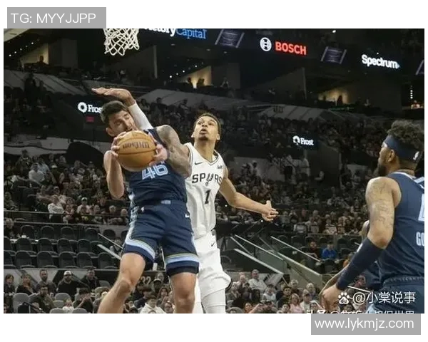 2007年NBA季后赛经典对决太阳与马刺的激烈较量回顾