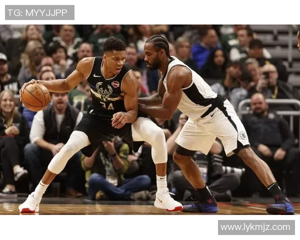 2020年NBA常规赛雄鹿与快船的精彩对决回顾与分析