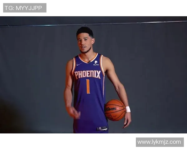 德文布克如何成为NBA最具影响力的年轻球星之一