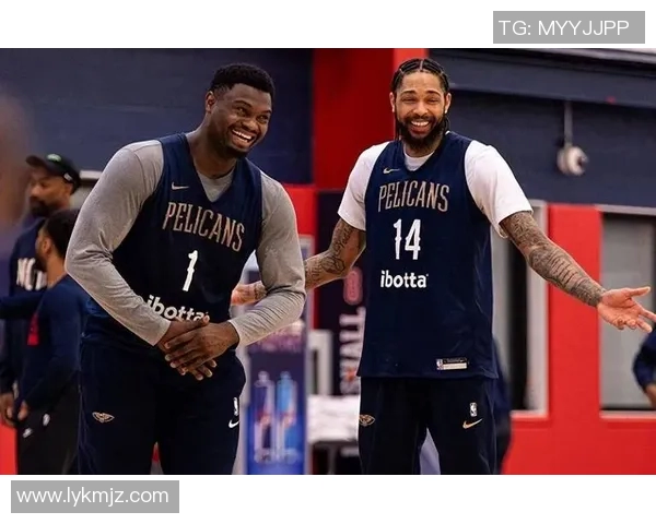 詹姆斯与英格拉姆的对决:篮球场上的新老交锋与未来之星的崛起 詹姆斯与英格拉姆的对决:篮球场上的新老交锋与未来之星的崛起