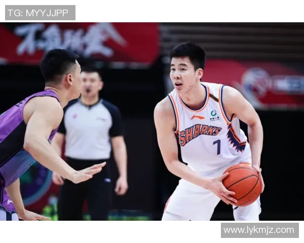 郭昊文：从篮球新星到职业生涯的崭新篇章探索与成长之路