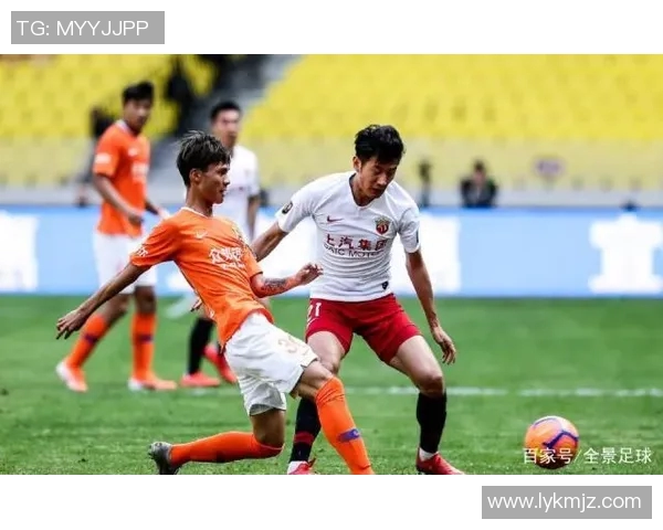 国安与首尔激战正酣谁将笑到最后赢得比赛胜利