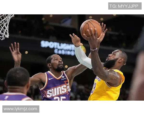 杜兰特与托马斯的巅峰对决谁能在赛场上笑到最后 杜兰特与托马斯的巅峰对决谁能在赛场上笑到最后